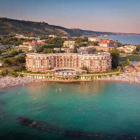 Royal Bay & Aqua Park 4*