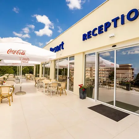 Royal Bay & Aqua Park 4* Balčik