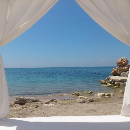 Royal Bay & Aqua Park Hotel