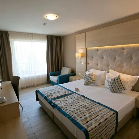 Hotell Royal Bay & Aqua Park Baltjik