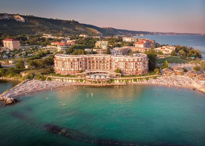 Royal Bay & Aqua Park 4*