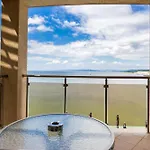 Royal Bay & Aqua Park Ξενοδοχείο 4*