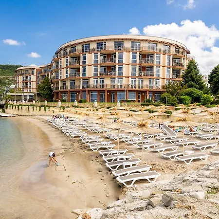 Ξενοδοχείο Royal Bay & Aqua Park