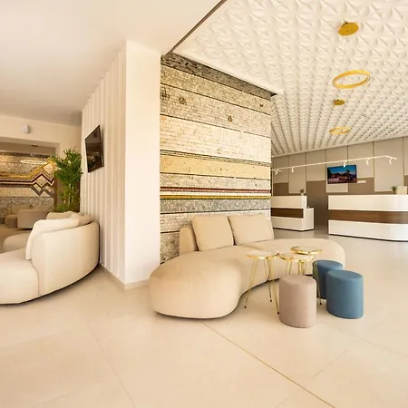 Royal Bay & Aqua Park 4*