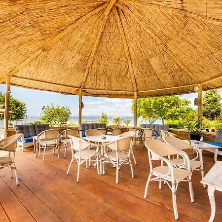 Royal Bay 4* בלצ'יק