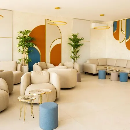 Royal Bay & Aqua Park