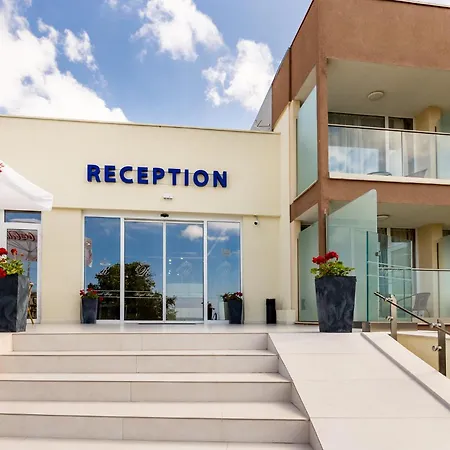 Royal Bay & Aqua Park