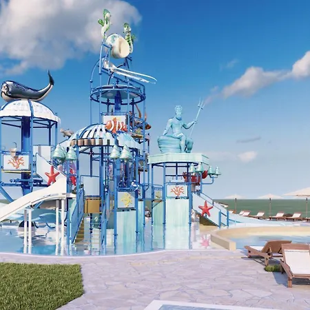 Royal Bay & Aqua Park Szálloda 4*