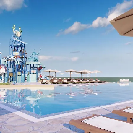 Royal Bay & Aqua Park