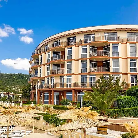 Ξενοδοχείο Royal Bay & Aqua Park 4*