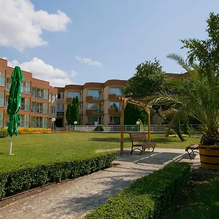 Royal Bay & Aqua Park Hotel