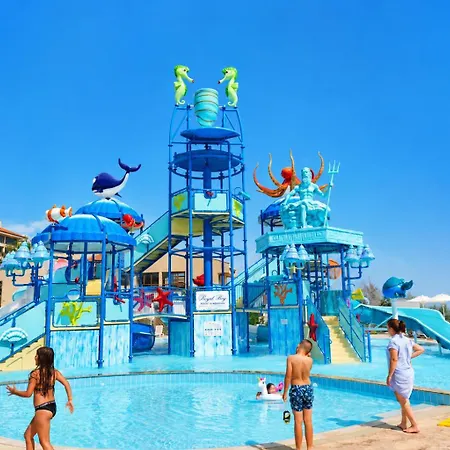 Royal Bay & Aqua Park
