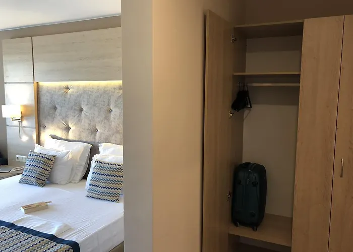 Royal Bay & Aqua Park 4* Bałczik